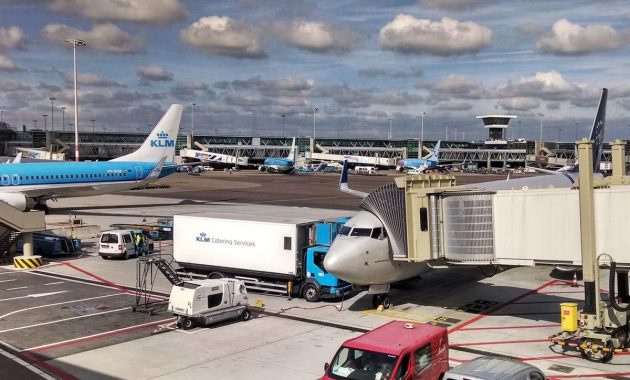 Foldable and Lightweight Tech Gear for Traveling Creators