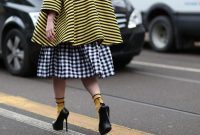 How to Mix Vintage and Contemporary Fashion Effortlessly